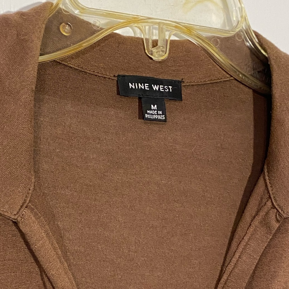 Y2K Nine West Ruched Front Collared V Neck Knit Blouse Brown Size Medium - Picture 4 of 7
